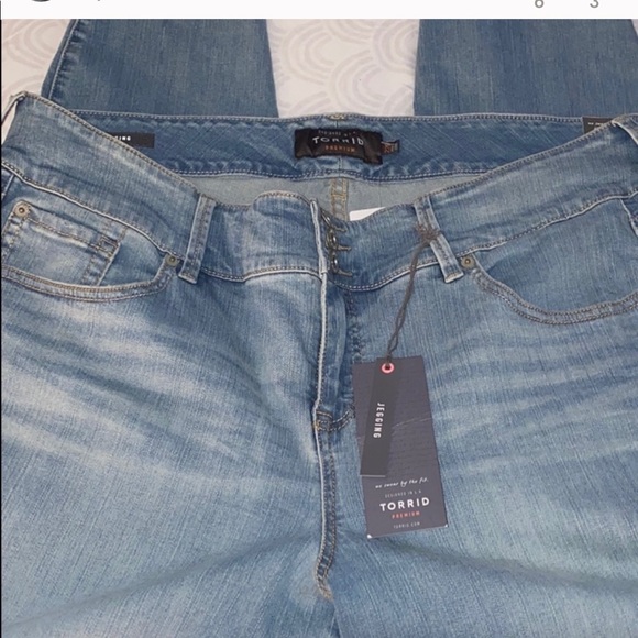 torrid Pants - Torrid NWT SIZE 22 jeggings